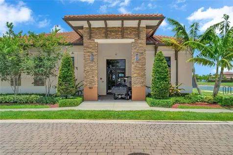 2484 SE 1st Street Homestead FL 33033