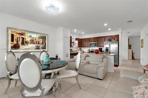 2484 SE 1st Street Homestead FL 33033