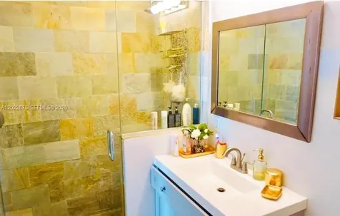 2681 N Flamingo Road Sunrise FL 33323