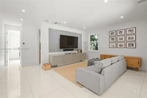 5700 SW 86th Street South Miami FL 33143