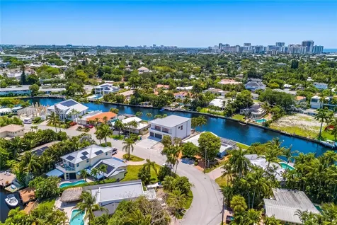 2508 NE 22nd Terrace Fort Lauderdale FL 33305