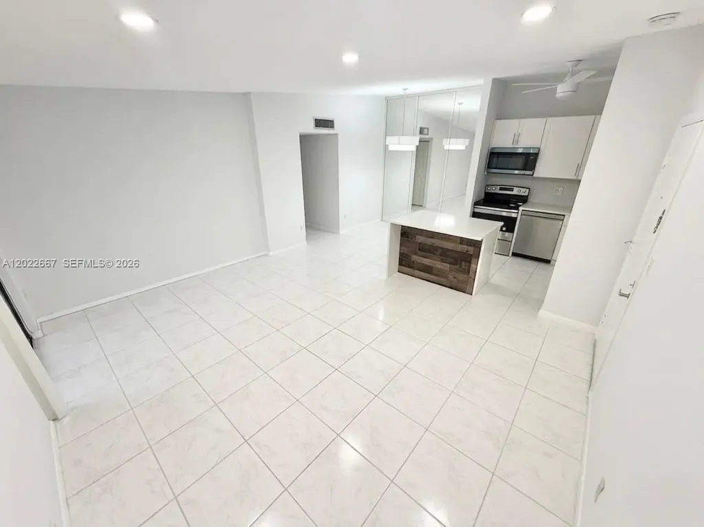 7857 Ashmont Circle Tamarac FL 33321