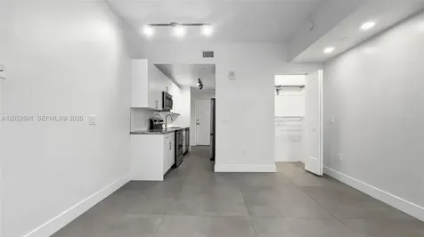 1536 NW 15th Avenue Miami FL 33125