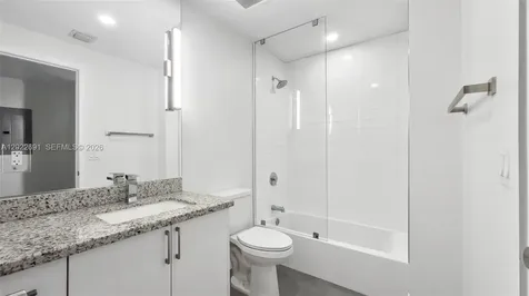 1536 NW 15th Avenue Miami FL 33125
