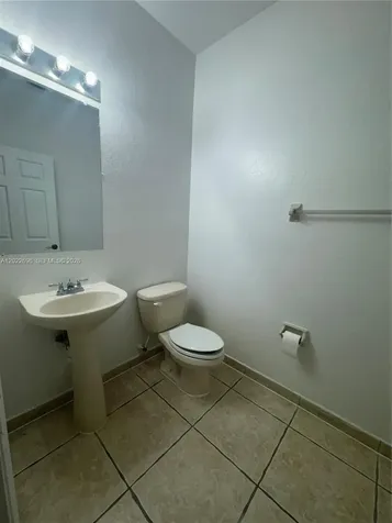 2991 NW 36th Way Lauderdale Lakes FL 33311