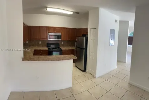 2991 NW 36th Way Lauderdale Lakes FL 33311