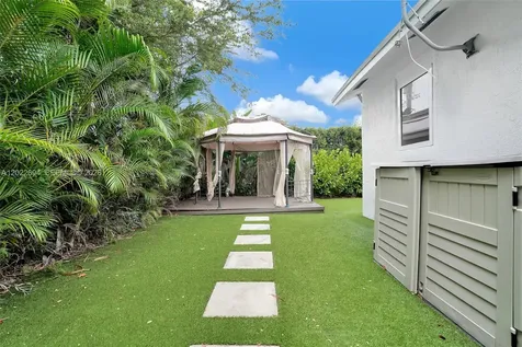19 NE 48th Street Miami FL 33137