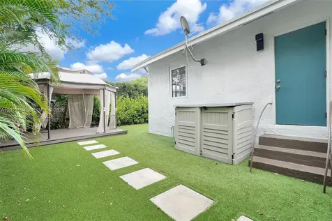 19 NE 48th Street Miami FL 33137