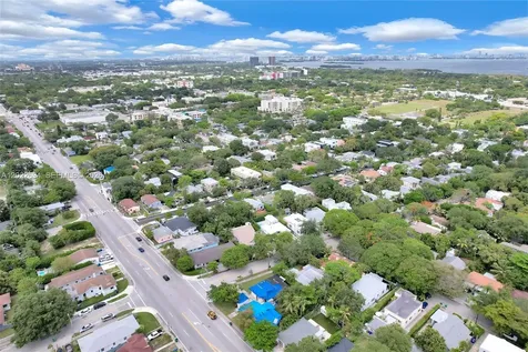 19 NE 48th Street Miami FL 33137