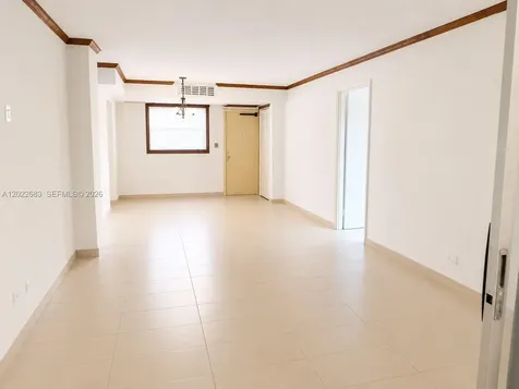 447 NE 195th Street Miami FL 33179