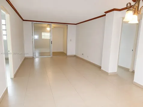 447 NE 195th Street Miami FL 33179