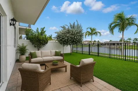 805 SE 18th Street Homestead FL 33034