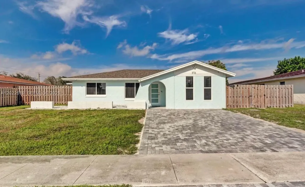 876 Gardenia Drive Royal Palm Beach FL 33411
