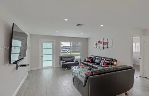 876 Gardenia Drive Royal Palm Beach FL 33411