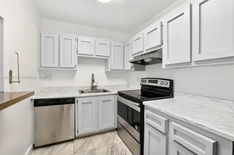 4174 Inverrary Drive Lauderhill FL 33319