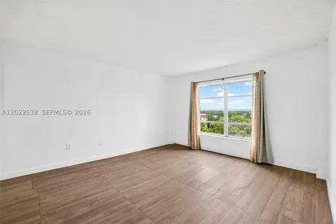 4174 Inverrary Drive Lauderhill FL 33319