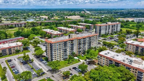 4174 Inverrary Drive Lauderhill FL 33319