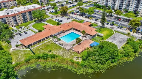 4174 Inverrary Drive Lauderhill FL 33319