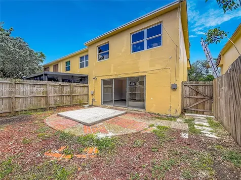 3702 SW 60th Terrace Davie FL 33314