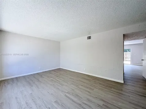3702 SW 60th Terrace Davie FL 33314