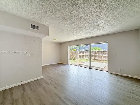 3702 SW 60th Terrace Davie FL 33314