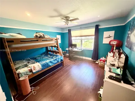 4020 Sapphire Cove Weston FL 33331