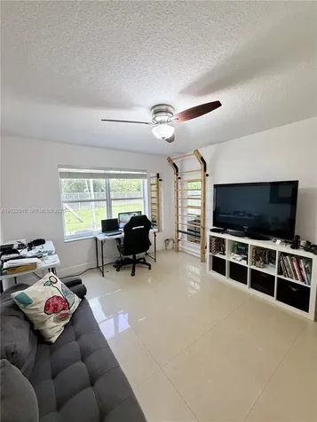 4020 Sapphire Cove Weston FL 33331