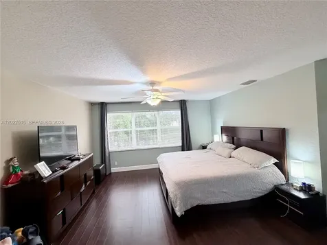 4020 Sapphire Cove Weston FL 33331