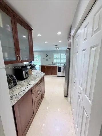 4020 Sapphire Cove Weston FL 33331