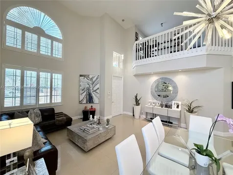 4020 Sapphire Cove Weston FL 33331