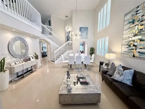 4020 Sapphire Cove Weston FL 33331