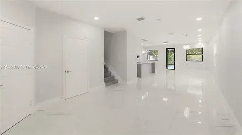 3567 W 110th Terrace Hialeah FL 33018