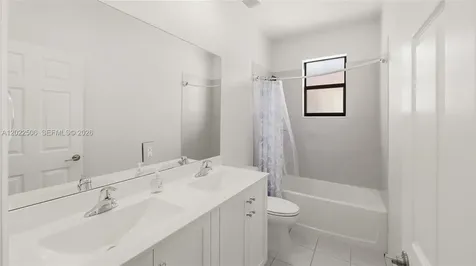 3567 W 110th Terrace Hialeah FL 33018