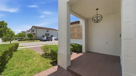 3567 W 110th Terrace Hialeah FL 33018