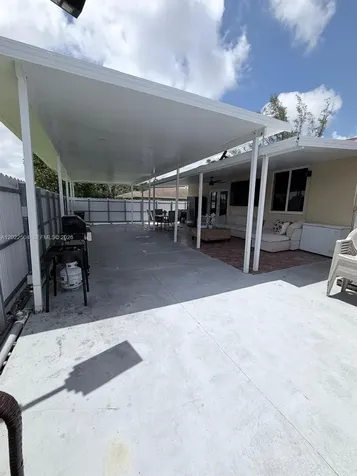 1670 NW 73rd Street Miami FL 33147