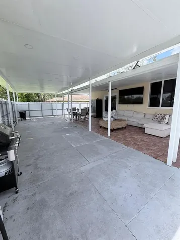 1670 NW 73rd Street Miami FL 33147