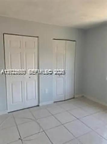 1090 NE 129th Street North Miami FL 33161