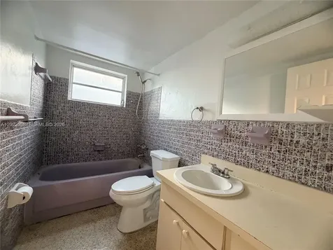 1426 SW 5th Street Miami FL 33135