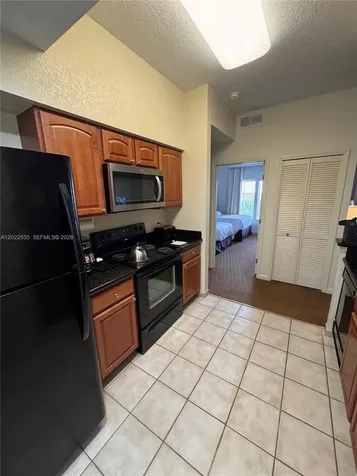 8101 Resort Village Orlando FL 32821