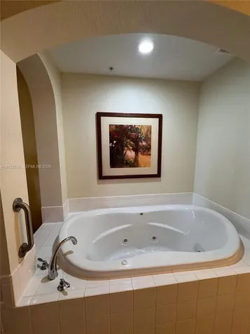 8101 Resort Village Orlando FL 32821