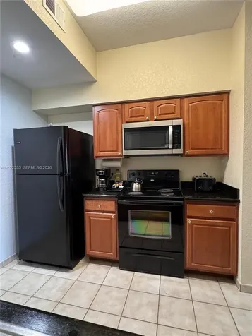 8101 Resort Village Orlando FL 32821