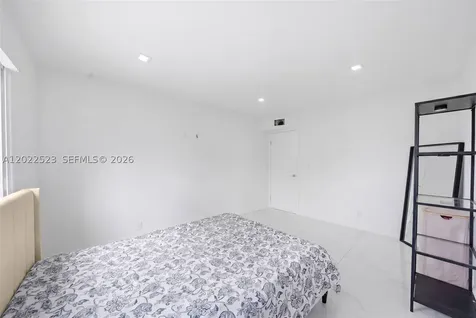 455 NE 210th Terrace Miami FL 33179