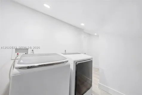 455 NE 210th Terrace Miami FL 33179