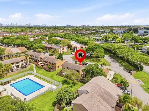 455 NE 210th Terrace Miami FL 33179
