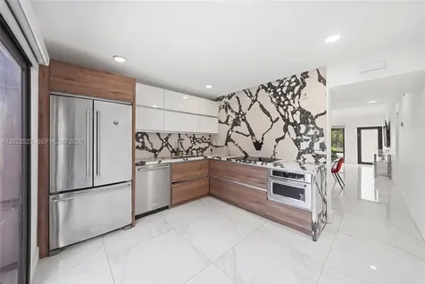 455 NE 210th Terrace Miami FL 33179
