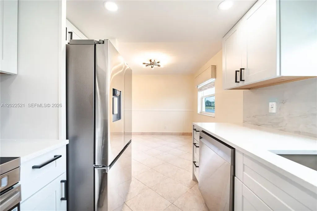 145 Brittany D Delray Beach FL 33446
