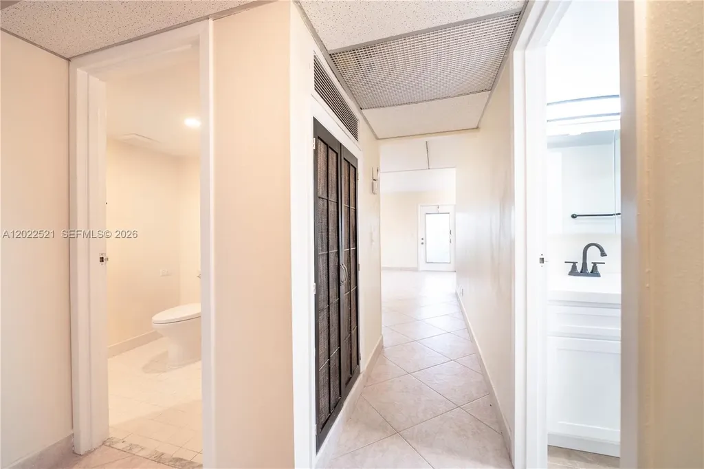 145 Brittany D Delray Beach FL 33446