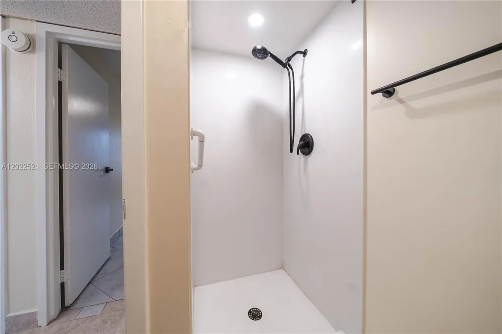 145 Brittany D Delray Beach FL 33446
