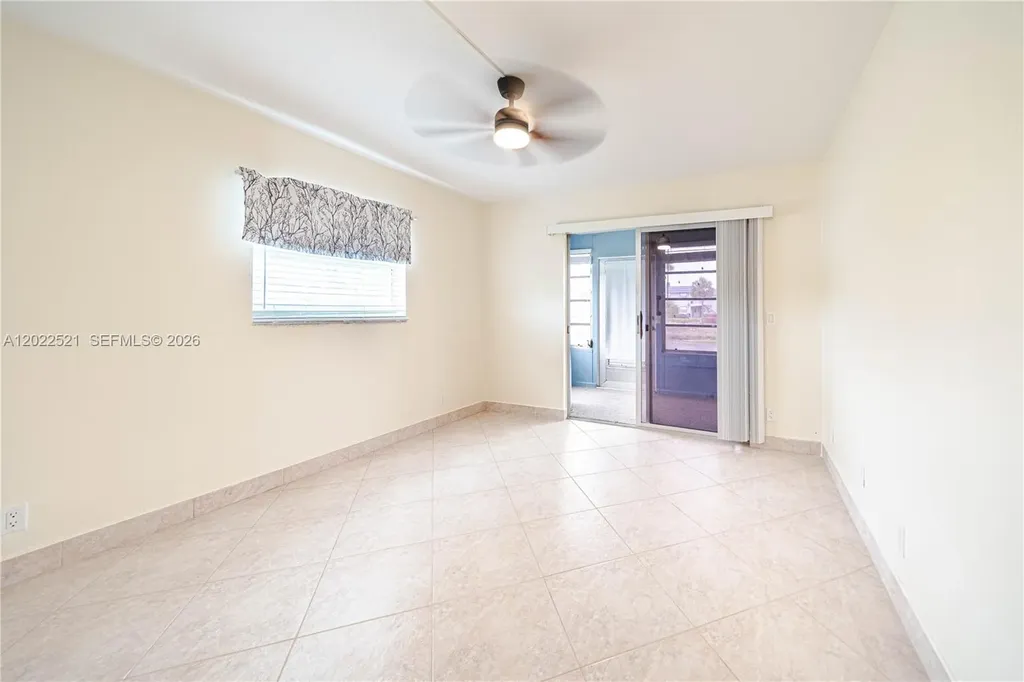 145 Brittany D Delray Beach FL 33446