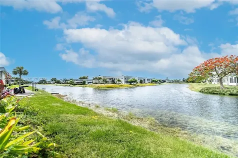 145 Brittany D Delray Beach FL 33446